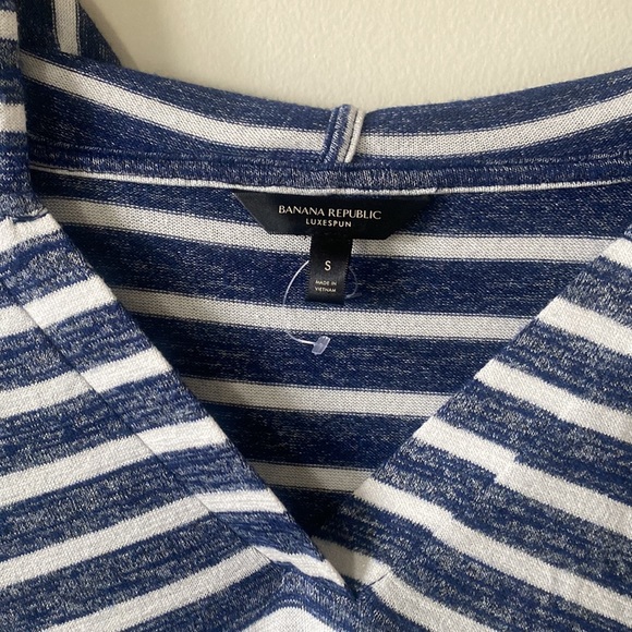 Banana Republic - Luxespun Hoodie Small - Picture 2 of 4